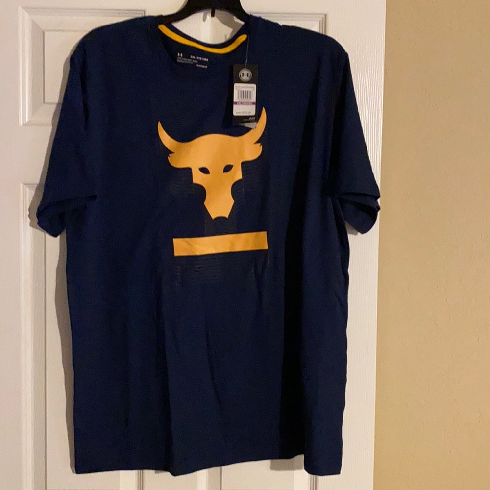 Men’s Under Armour T-shirt